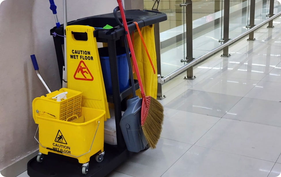 COMMERCIAL CLEANING COMPANY